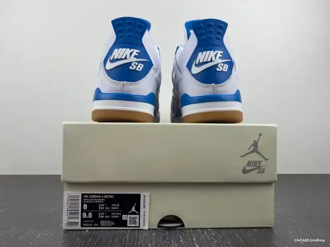 DR5415-104 Retro Jordan SB 4 0704